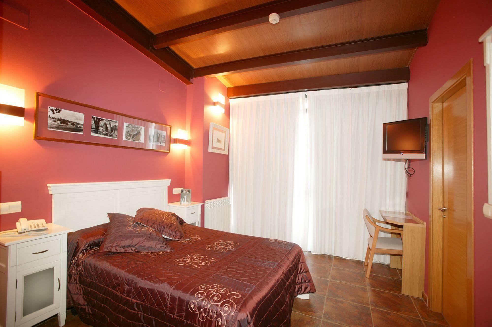 Hotel Las Murallas Avila Exterior photo